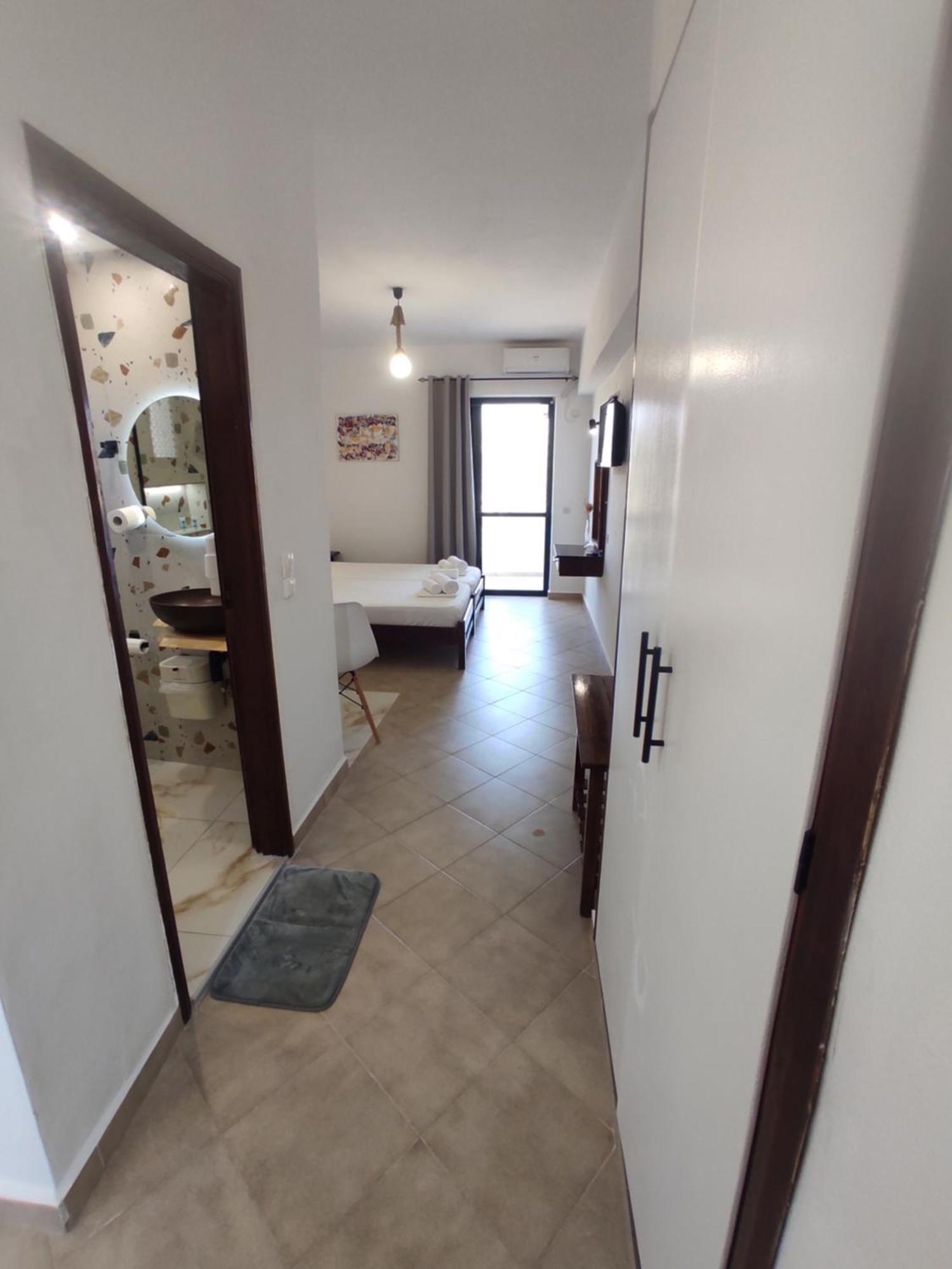 Creta Star Apartments Ajía Galíni Kültér fotó